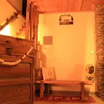 Casalpaca Con Sauna A Bed and breakfast Prali