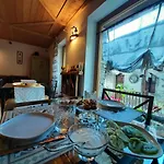 Casalpaca Con Sauna A Bed and breakfast Prali