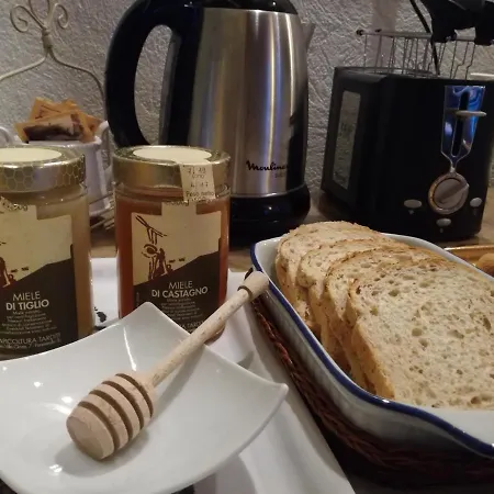 Casalpaca Con Sauna A Bed & Breakfast 3*