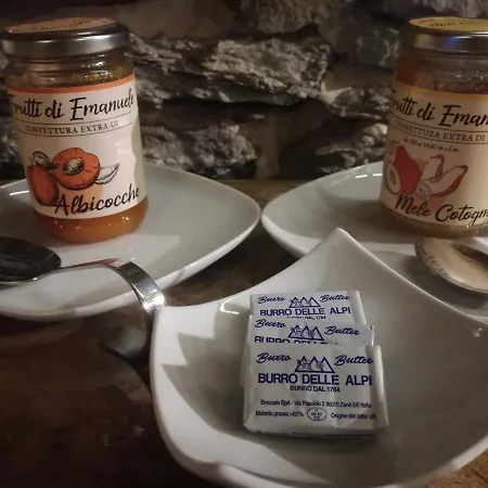 Casalpaca Con Sauna A Bed & Breakfast