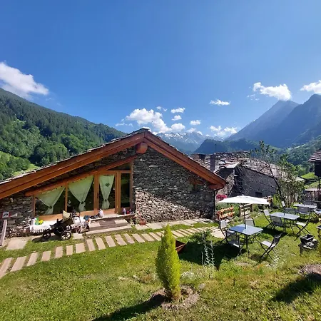 Bed & Breakfast Casalpaca Con Sauna A Prali